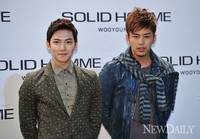 [포토]'동해-택배'?? 패션쇼 나들이 나온 '지창욱-권현상'(솔리드옴므)