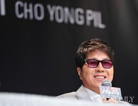 [포토]19집 앨범 가지고 컴백한 조용필(조용필 Hello)