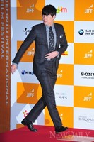 [포토]정우성,'입장도 다르다~!'(전주 국제영화체)