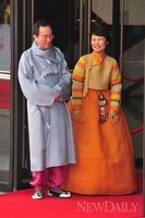 [포토]송하진 전주시장 내외, '영화제 손님 맞이'