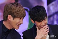 [포토]웃음 못참는 '박기웅-김수현'(은밀하게 위대하게)