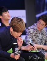 [포토]감독의 키스 공약에 세 배우 모두 멘붕~