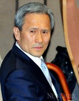 [포토]국회 본회의장 방문한, '김관진' 국방부 장관