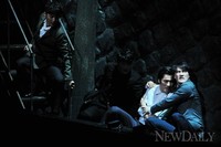 [포토]윤동주 달을 쏘다, '윤동주가 극속에 살아나다'