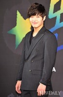[포토]강하늘, 여심 흔들 미소 '뮤직드라마 몬스타'