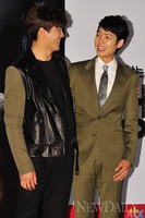 [포토]이재윤-정경호, '다정한 눈빛~남남커플~?'(무정도시)