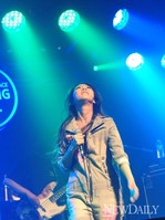 [포토]열창하는 진달래밴드(최민수토크쇼)