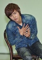 [포토]열연하는 다니엘 '정동하'(뮤지컬 잭더리퍼)