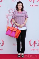 [포토]청담동 며느리룩 입고 등장한 최정윤