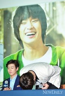 [포토]박기웅, 겸손한 인사법(은밀하게 위대하게)