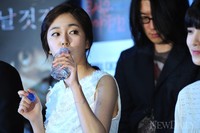 [포토]백진희, '물 마시는 모습도 섬뜩하네~!'(무서운 이야기2)