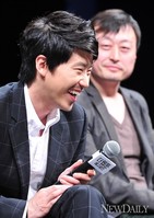 [포토]배우 엄기준이 가장 무서운건..'칼'(더웹툰:예고살인)