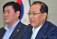 [포토]인사말 하는 '새누리당 황우여 대표'