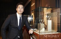[포토]유지태 손목위의 시계가 무려 4900만원