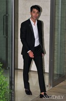 [포토]차승원, 입장하는 걸음부터 멋있어~(버버리)