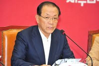 [포토]최고위원 회의에서 모두 발언하는 황우여대표