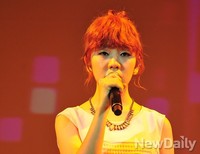 [포토] 긴장한 백아연, 두 번째 미니앨범으로 컴백