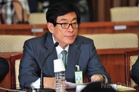 [포토]원세훈 전 국정원장, '증인선서 거부'