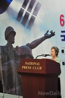 [포토]6.25추념공원건립 국민운동본부, 취임사 하는 박선영 前 의원