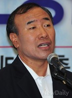 [포토]한상대 前검찰총장 '6.25추념공원건립 필요~!'