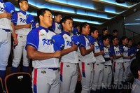 [포토]국민의례 하는 야구 청소년 국가대표팀
