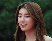 [포토]서울드라마어워즈 레드카펫, 돋보이는 수지의 인어드레스