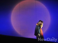 [포토]뮤지컬 인당수 사랑가, 달빛아래 애절한 두 남녀