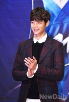 [포토]메디컬탑팀 최민호, 조각 같은 외모의 훈남 전공의 김성우 역이에요