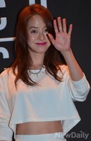 [포토]반갑게 인사하는 송지효