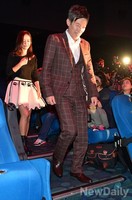 [포토]입장하는 '손예진-김갑수'