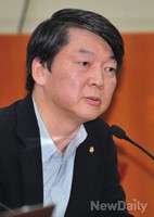 [포토]보건복지위, 의사진행발언하는 '안철수' 의원