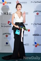 [포토]BIFF,  깔끔한 블랙 앤 화이트 드레스로 멋낸 소이현