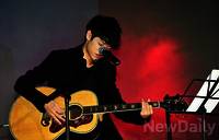 사차원 청년 정준영의 첫번째 미니앨범 쇼케이스