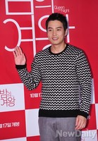 [포토]밤의여왕VIP, 마실 나온 듯! 캐주얼한 차림의 주상욱