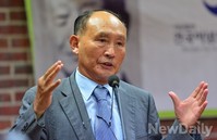 [포토]이주영 박사, 이승만포럼에서 역사교과서를 말하다