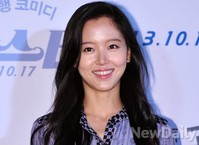 [포토]롤러코스터VIP 참석한 강한나, 오늘은 청순하게