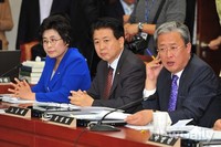 [2013국감]눈쌀 찌프리게 하는 '민주당' 원전비리는 관심 없고 'TV조선'만 찾아!