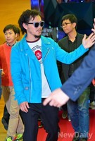 [포토]양동근, 팬서비스도 확실하게