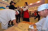 [포토]전국우수시장박람회에서 맛보시고 가세요