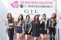 [포토]패션쇼 간 달샤벳, 오늘은 차분한 가을 여자 느낌