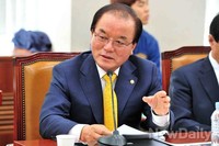 [2013국감]법사위 국정감사, 질의하는 정갑윤 의원