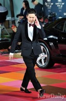 [포토]SIA, 섹드립의 제왕 신동엽의 입장