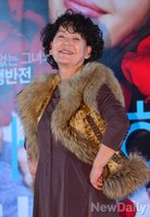 [포토]배우 윤소정, 노개런티라서 출연했다