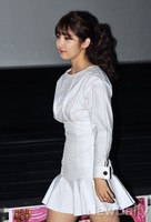 [포토]러브포텐, 청순한 하얀 원피스 입고 입장하는 남지현