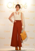 [포토]끌로에 행사에 참석한 채정안, 차분한 톤 패션으로..