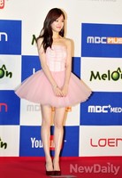 [포토]멜론뮤직어워드 이유비, 엠씨하러 왔어요!