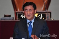 [포토]모두발언 하는 새누리당 최경환 원내대표