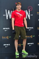 [포토]우월한 기럭지의 줄리엔 강 '달리기도 잘 할까?'