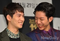 [포토]청담동111, 활짝 웃는 '이종현-이정신'