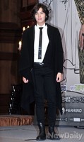 [포토]예쁜남자, 블랙수트 맵시 자랑하며 입장하는 이장우